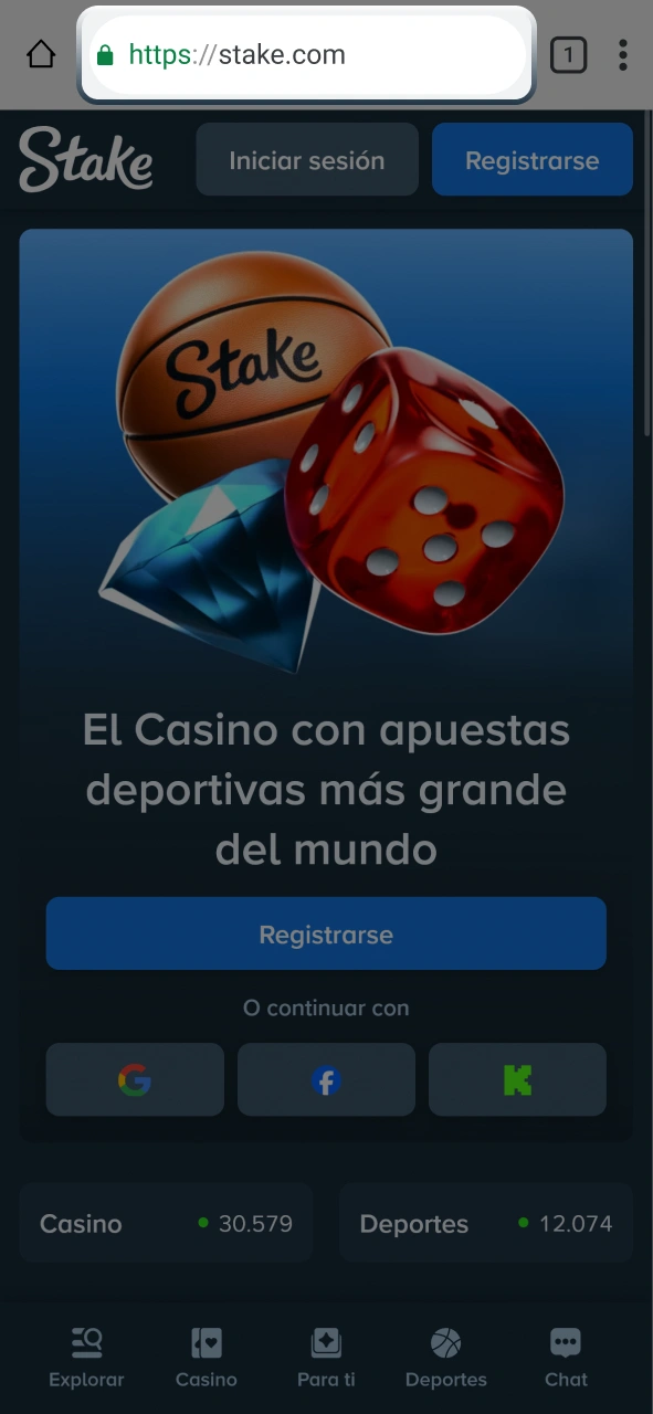 Accedé al sitio oficial de Stake desde el navegador de tu móvil Android.